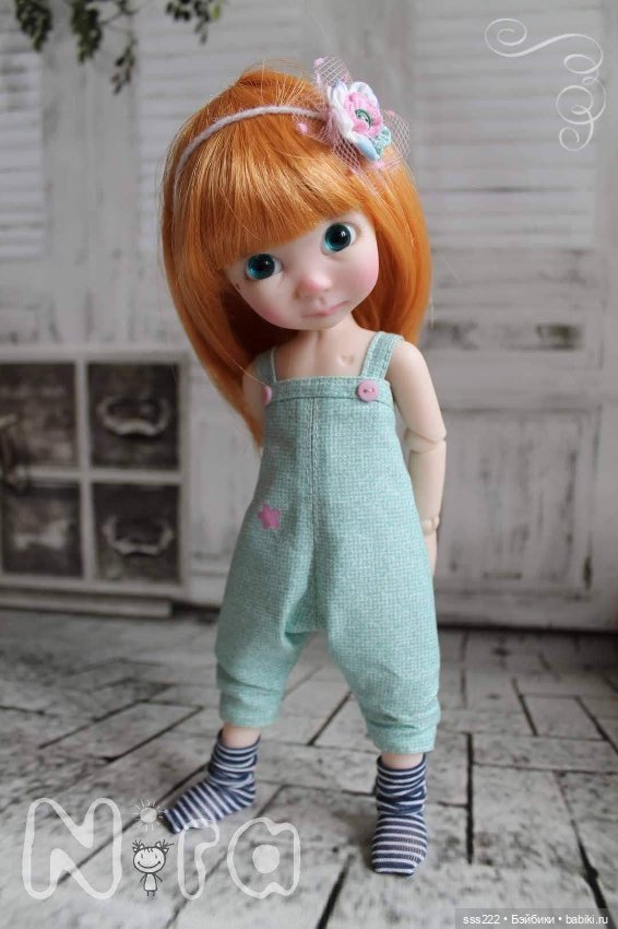 Платье и комбинезон на кукол (фото 9)
