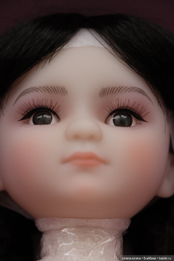 Зои от Руби Ред, Zoey Siblies Ruby Red