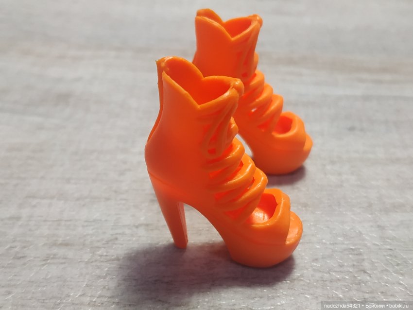 Аутфит Барби Экстра Fancy в цветочном платье (2)