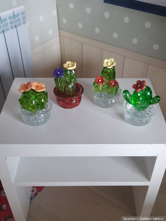 Кактусы в горшочках — Кукольная миниатюра и румбокс