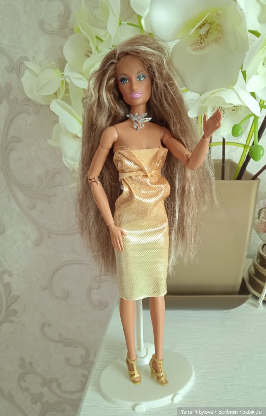 Райла из "Волшебство Пегаса Rayla Barbie Magic of Pegasus