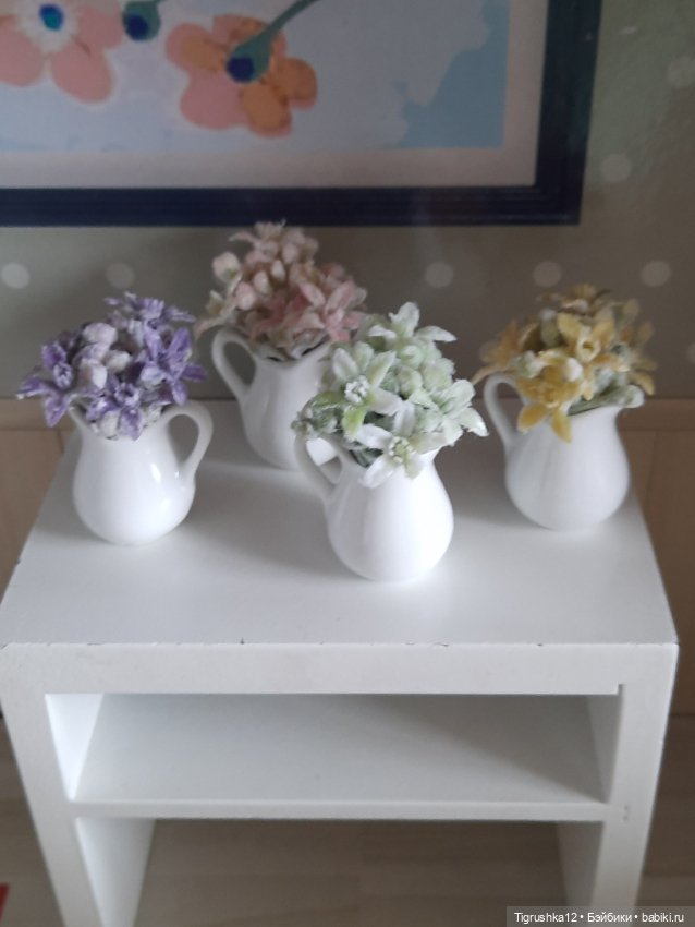 Цветы в кувшинах — Миниатюра для кукол