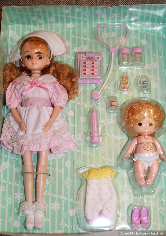 Takara Licca-chan Clinic Nurse Licca-chan and Aka-chan (фото 3)