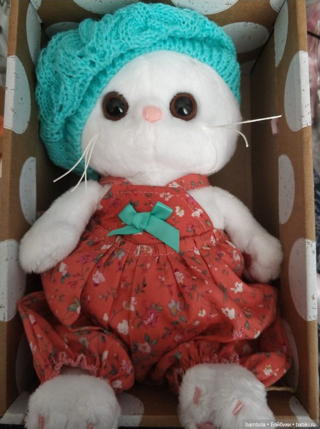 Кошечка Ли Ли Baby в песочнике и берете оригинал