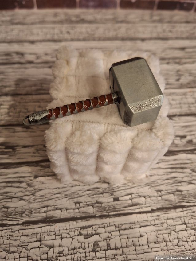 Молот Тора, 1/6 — Миниатюра для кукол (фото 4)