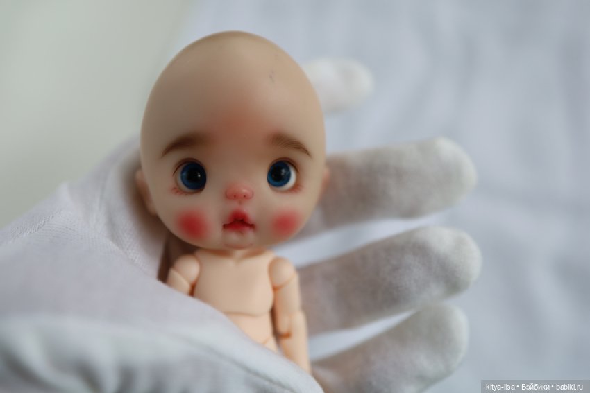 Обитсу 11 — Шарнирные куклы (не BJD)