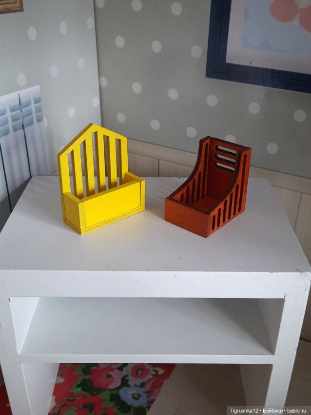 Полочки в кукольный домик (фото 3)