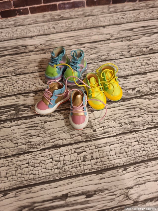 Фирменые кроссовки 2,3*5 см (фото 2)