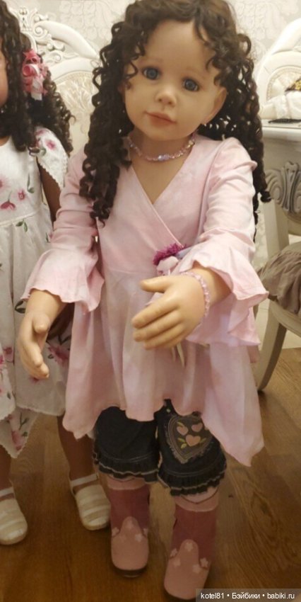 Кукла коллекционная виниловая Monika Peter light (фото 3)