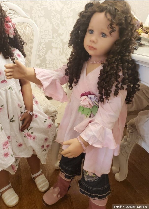 Кукла коллекционная виниловая Monika Peter light