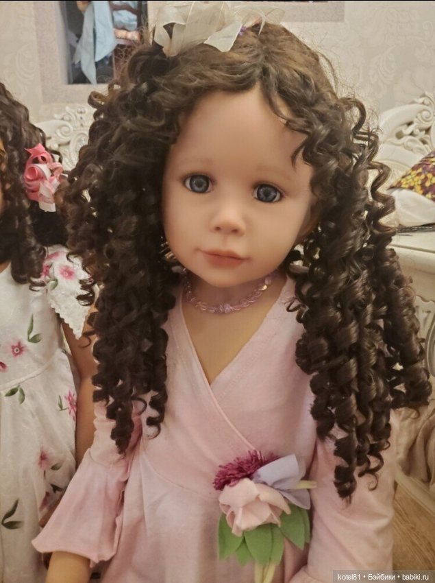 Кукла коллекционная виниловая Monika Peter light (фото 6)