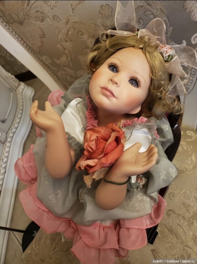Фарфоровая коллекционная кукла (фото 8)