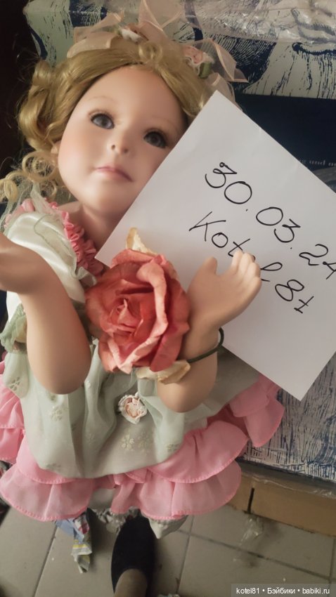 Фарфоровая коллекционная кукла (фото 9)