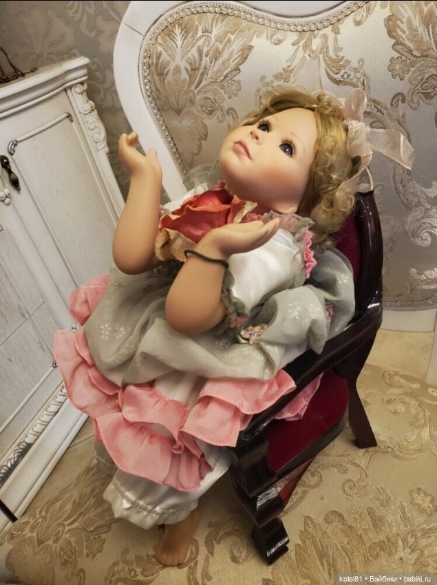 Фарфоровая коллекционная кукла (фото 5)