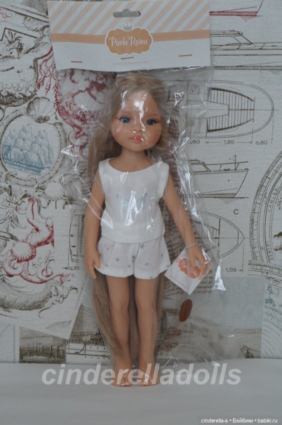 Маника#2 с волосами до щиколотки Paola Reina