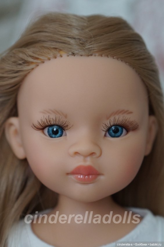 Маника#2 с волосами до щиколотки Paola Reina (фото 8)