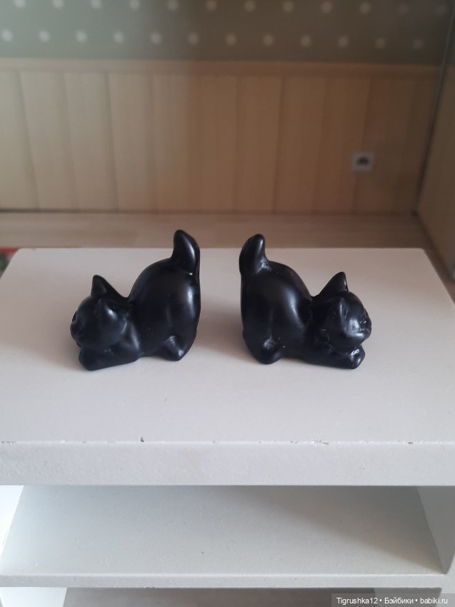 Котики из камня чёрного обсидиана (фото 5)