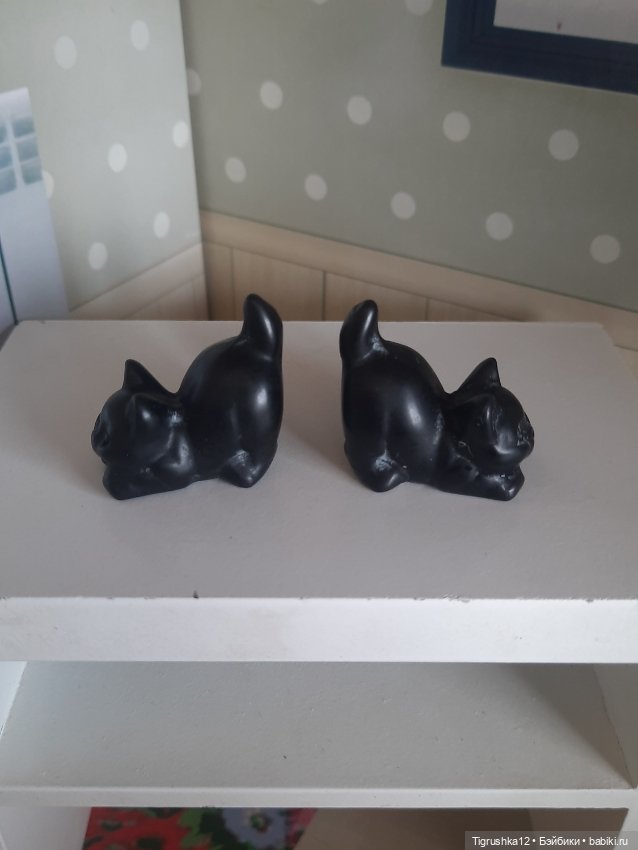 Котики из камня чёрного обсидиана (фото 6)
