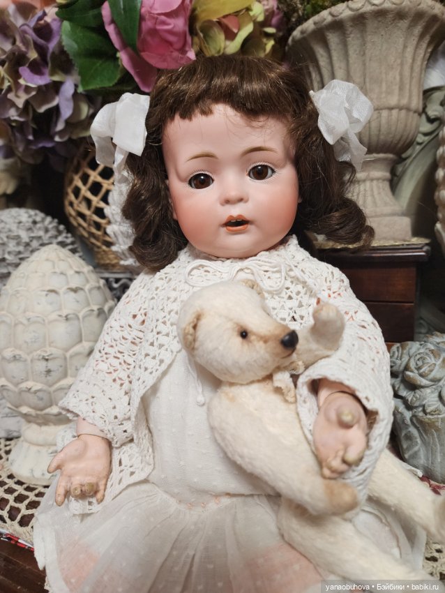 Антикварная малышка Бар Прошильд молд 620 на тоддлер теле