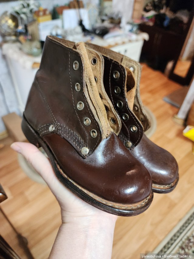 Антикварные кожаные детские ботинки для больших кукол (фото 4)