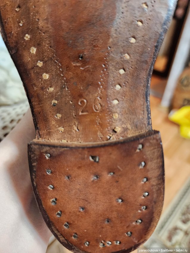 Антикварные кожаные детские ботинки для больших кукол (фото 9)