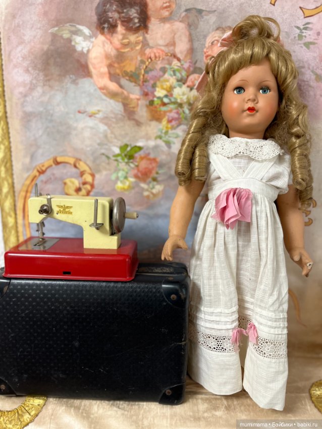 Большая винтажная кукла Sonneberg 500/8 1950 cо швейной машинкой Casige