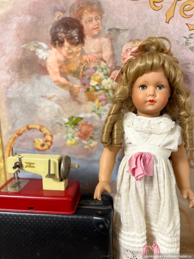 Большая винтажная кукла Sonneberg 500/8 1950 cо швейной машинкой Casige (фото 8)