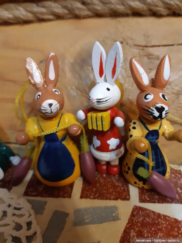 Зайчики дерево ,Германия — Миниатюра для кукол (фото 2)