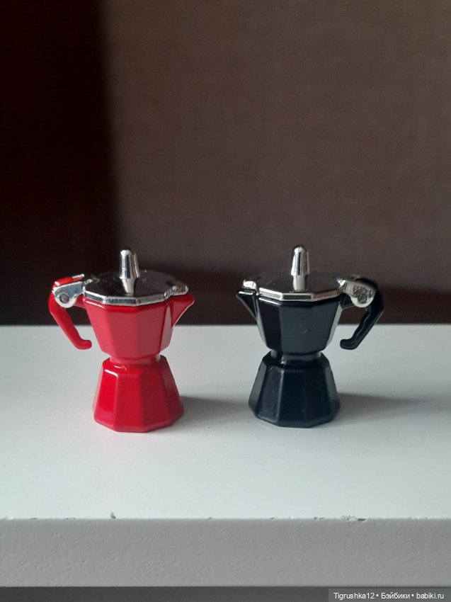Кофеварки металл — Миниатюра для кукол (фото 3)