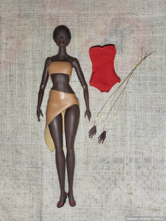 Фэшн девушка формата 1/12 (фото 4)