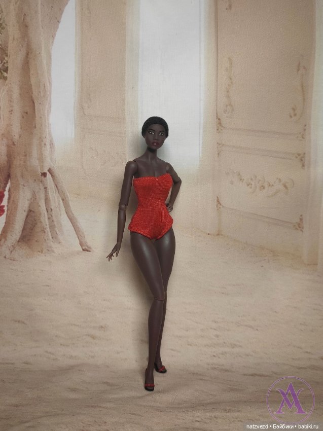 Фэшн девушка формата 1/12 (фото 3)