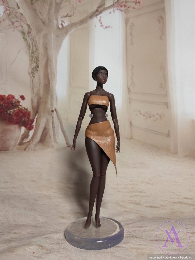 Фэшн девушка формата 1/12 (фото 2)