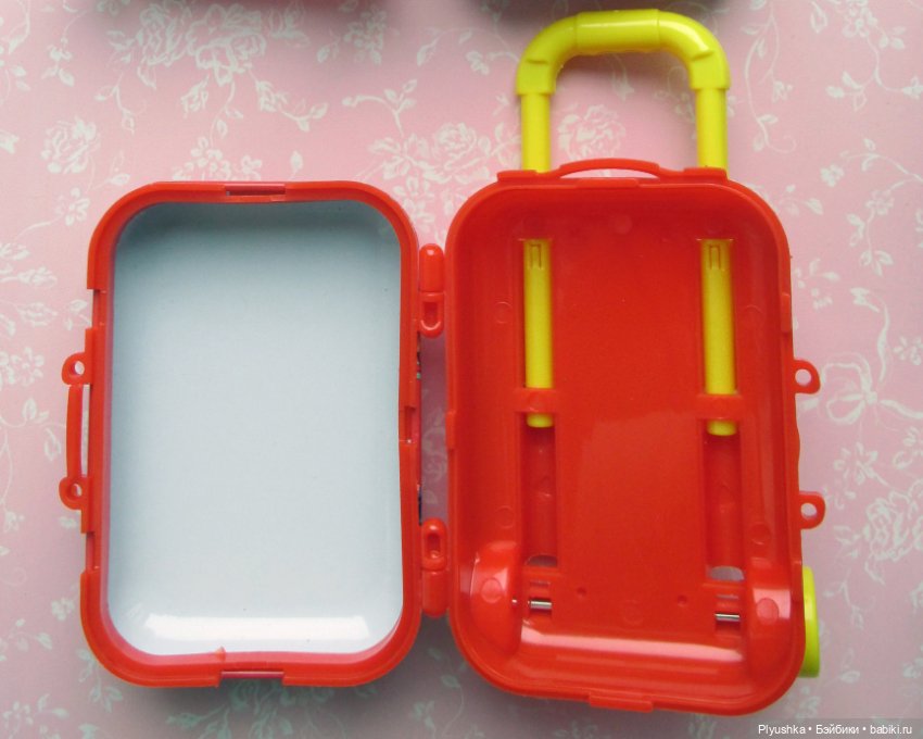 Чемоданы для кукол: 1/6 и реалистичный 1/4