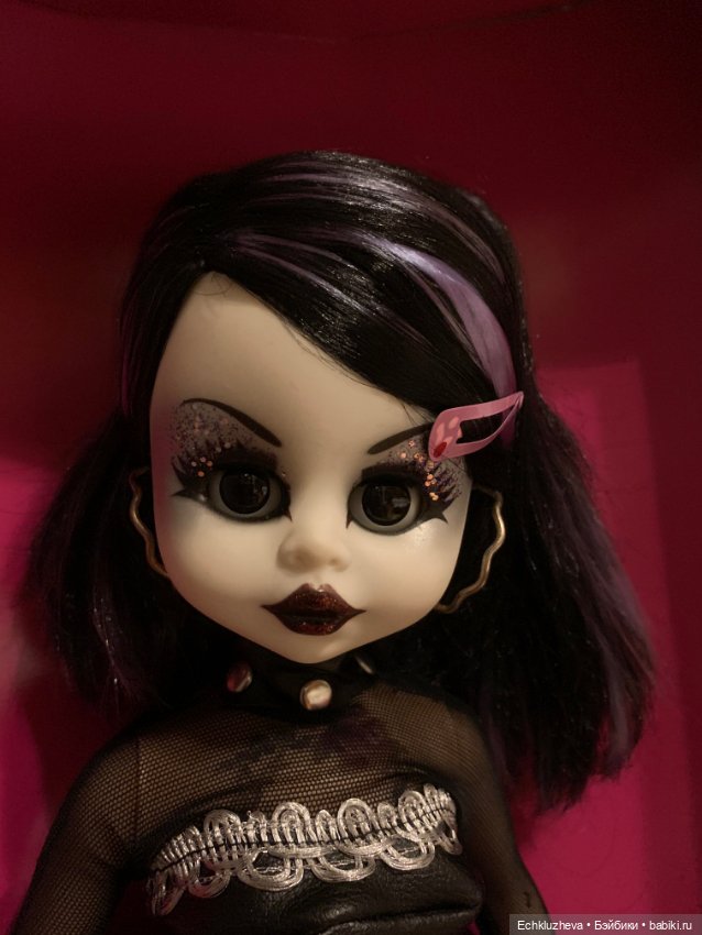 Endisa Gothic Vamps Ведьмочка Моргана Испания скульптор от Paola Reina