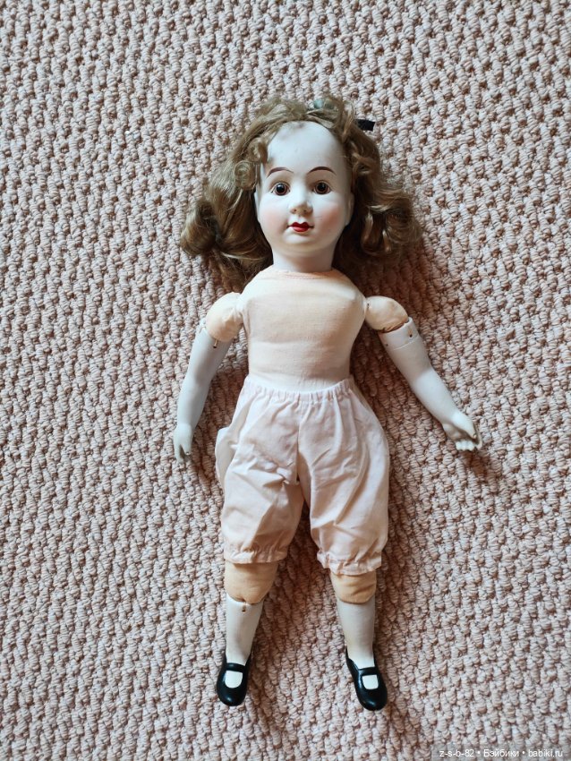 Авторская реплика по мотивам антикварных кукол (фото 7)
