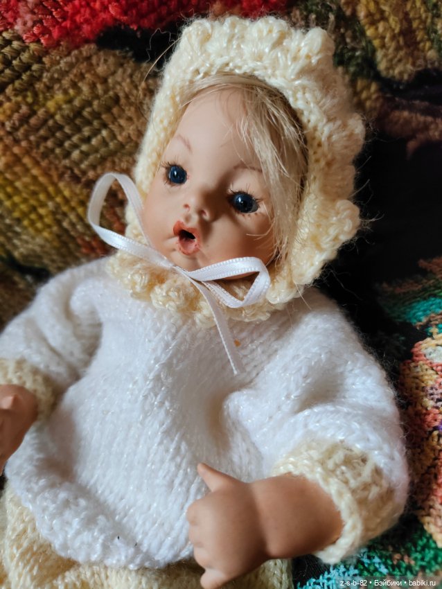 Крошечная фарфоровая куколка (фото 2)