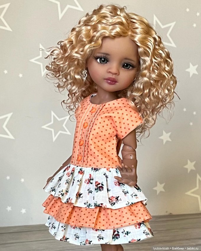 Универсальное платье для кукол ростом 30-32см , две расцветки (фото 2)