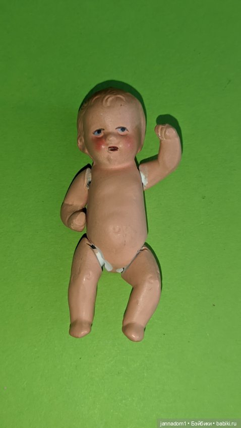 Керамический пупсик Hertwig 1508, голыш, высота 8 см (фото 4)