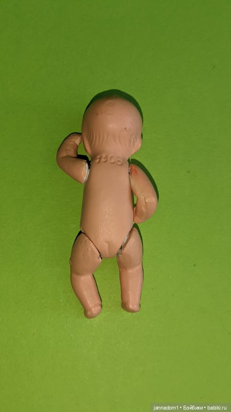 Керамический пупсик Hertwig 1508, голыш, высота 8 см (фото 3)