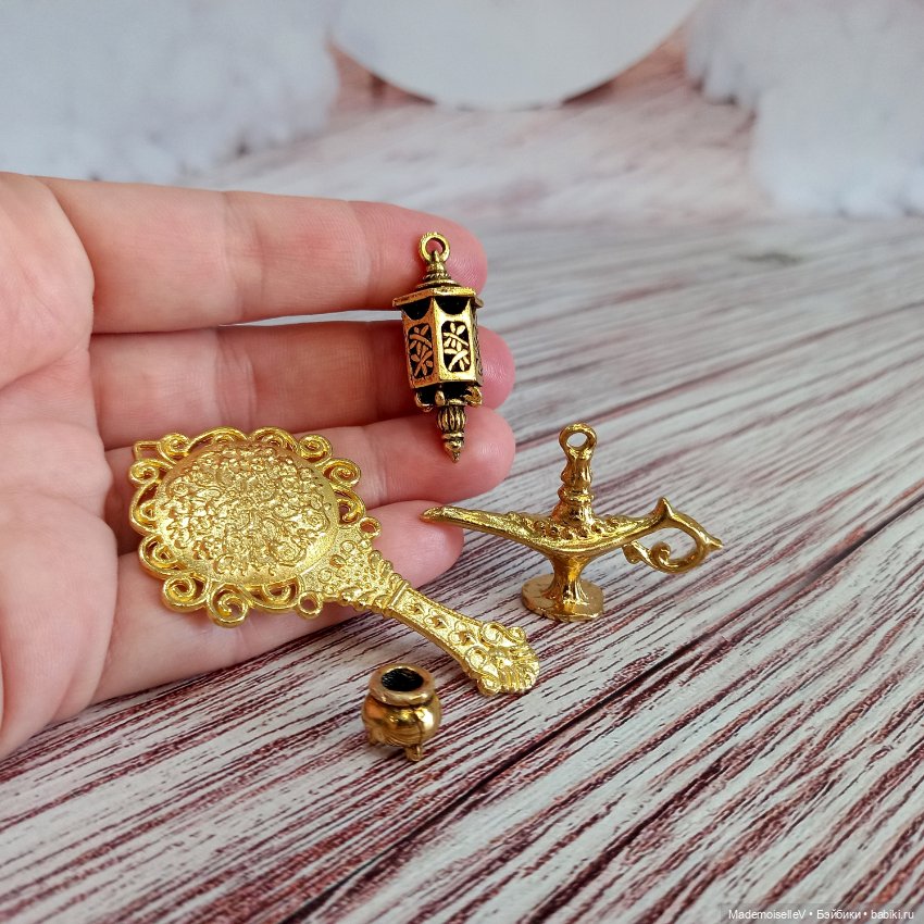 Миниатюра в восточном стиле, золото