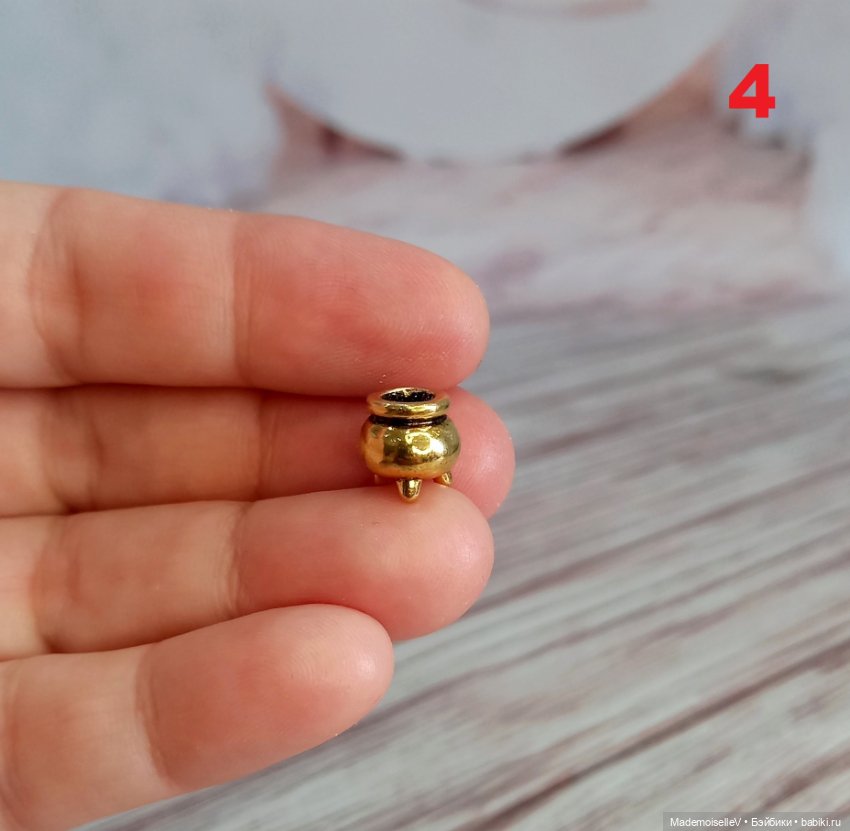 Миниатюра в восточном стиле, золото