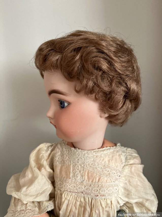 Парик из натуральных волос (фото 3)