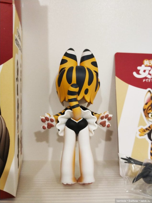 Коллекционная фигурка Кошечка со своим питомцем №2 (фото 3)