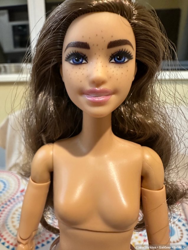 Barbie Fashionistas 137 на теле мтм (фото 5)