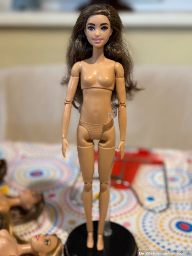 Barbie Fashionistas 137 на теле мтм