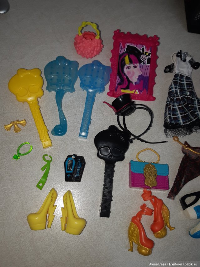Аксессуары для кукол Монстер Хай