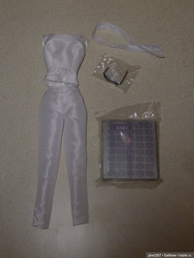 Полный аутфит Integrity toys Candi (International Limited Edition) новый, подходит куклам 12 дюймов