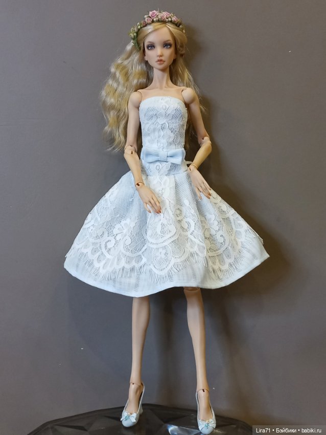 Нежнейшее платье на худеньких авторок (фото 6)