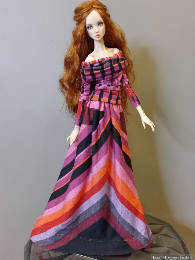 Платье для кукол бдж 1/4 — Одежда для BJD