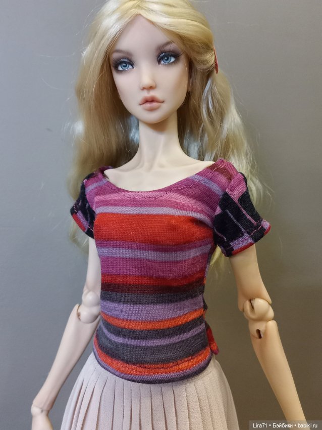 Футболка на девочек 1/4 — Одежда для BJD